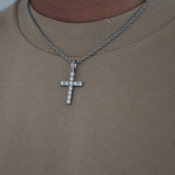 ICED OUT CROSS PENDANT (SILVER)