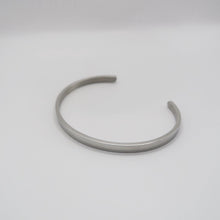  CLASSIC CUFF BRACELET 4MM (SILVER)